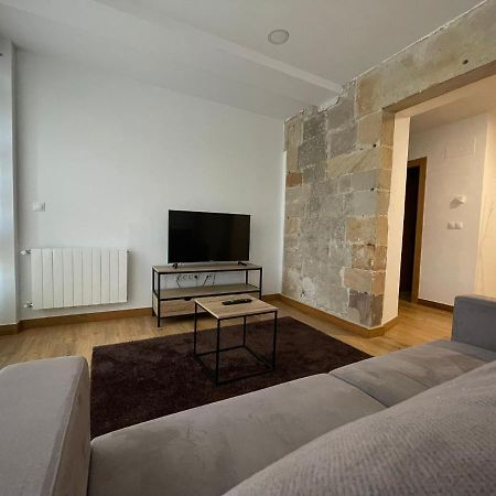 Apartamentos Turisticos Las Animas Комильяс Экстерьер фото