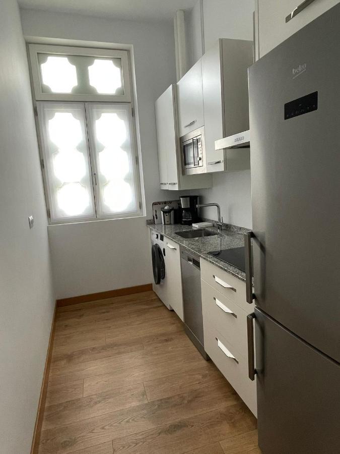 Apartamentos Turisticos Las Animas Комильяс Экстерьер фото